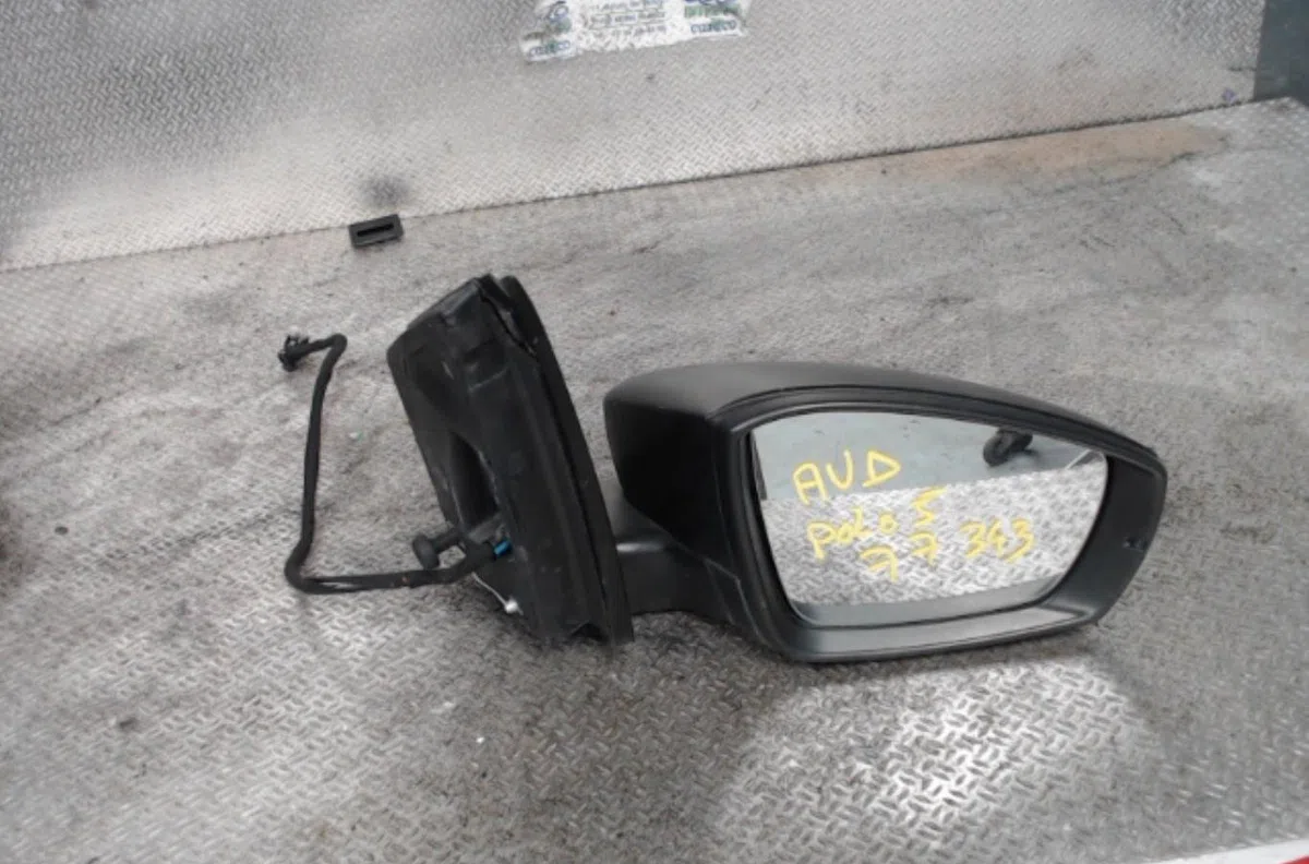 Retroviseur exterieur manuel droit Volkswagen POLO V (6R1, 6C1) 1.2 tdi (2009) 5 portes occasion