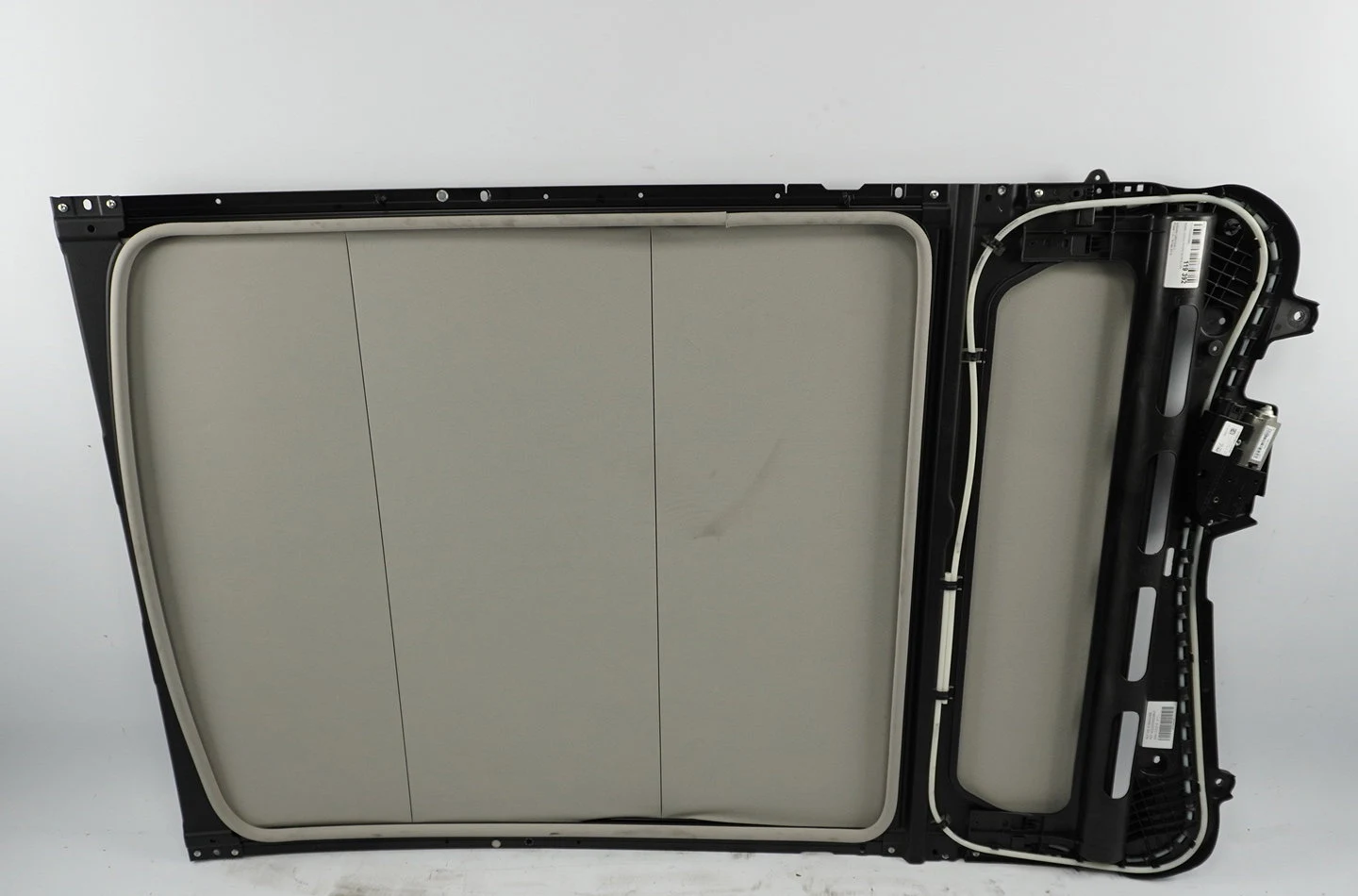 Rideau occultation de pavillon Nissan QASHQAI II SUV (J11, J11_) 1.5 dci (2013) 5 portes occasion