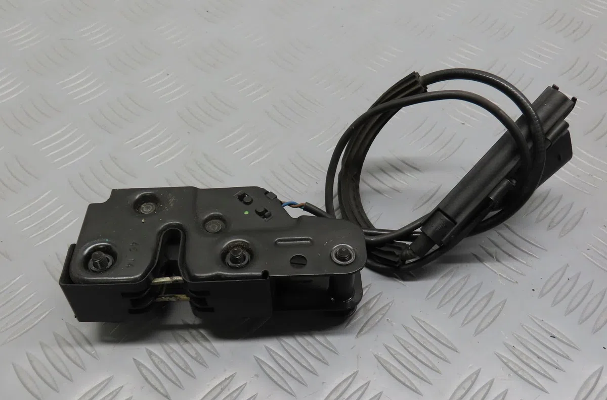 Serrure capot Audi A4 B8 (8K2) 2.0 tdi (2007-2015) occasion
