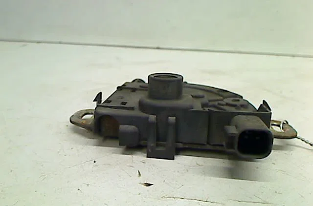 Serrure capot FORD FOCUS occasion