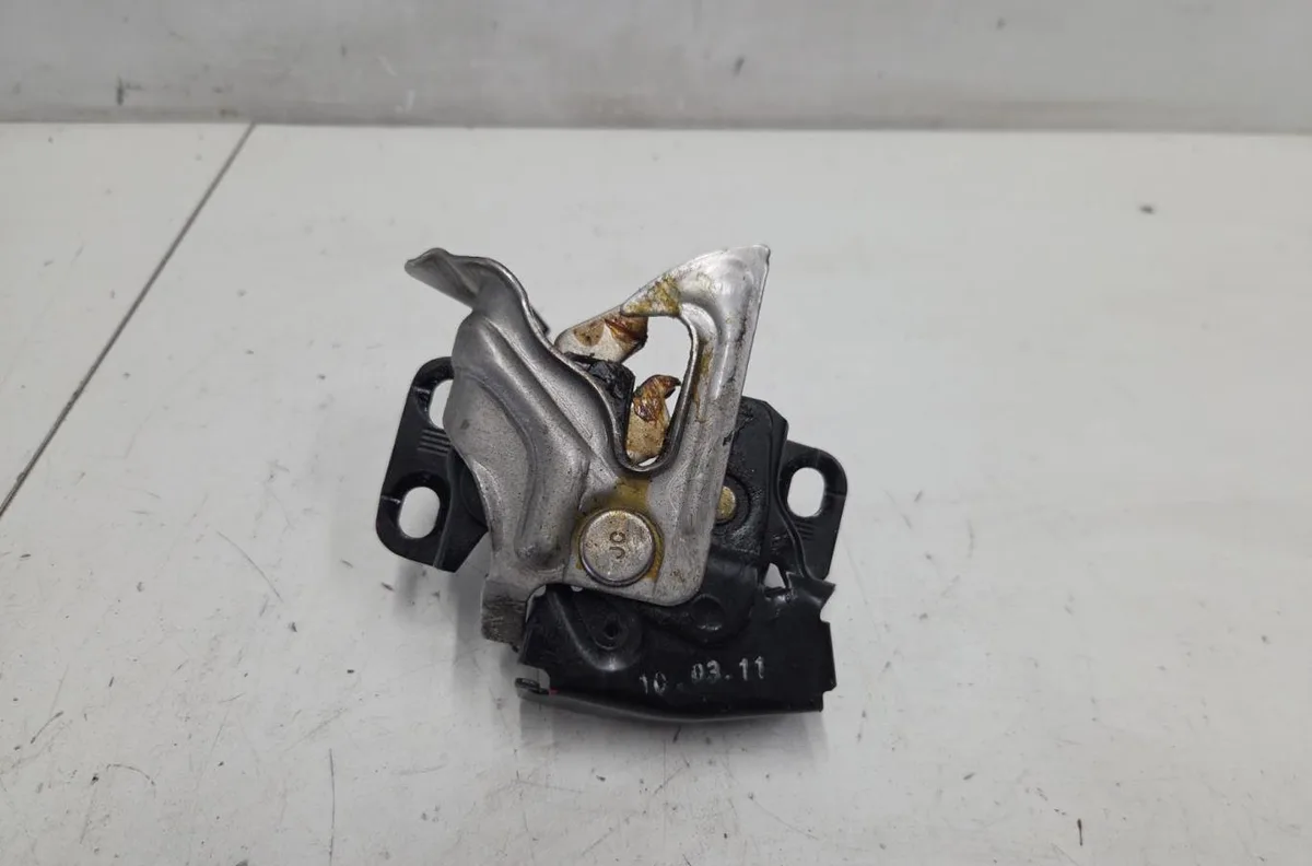 Serrure capot HONDA JAZZ 2 occasion
