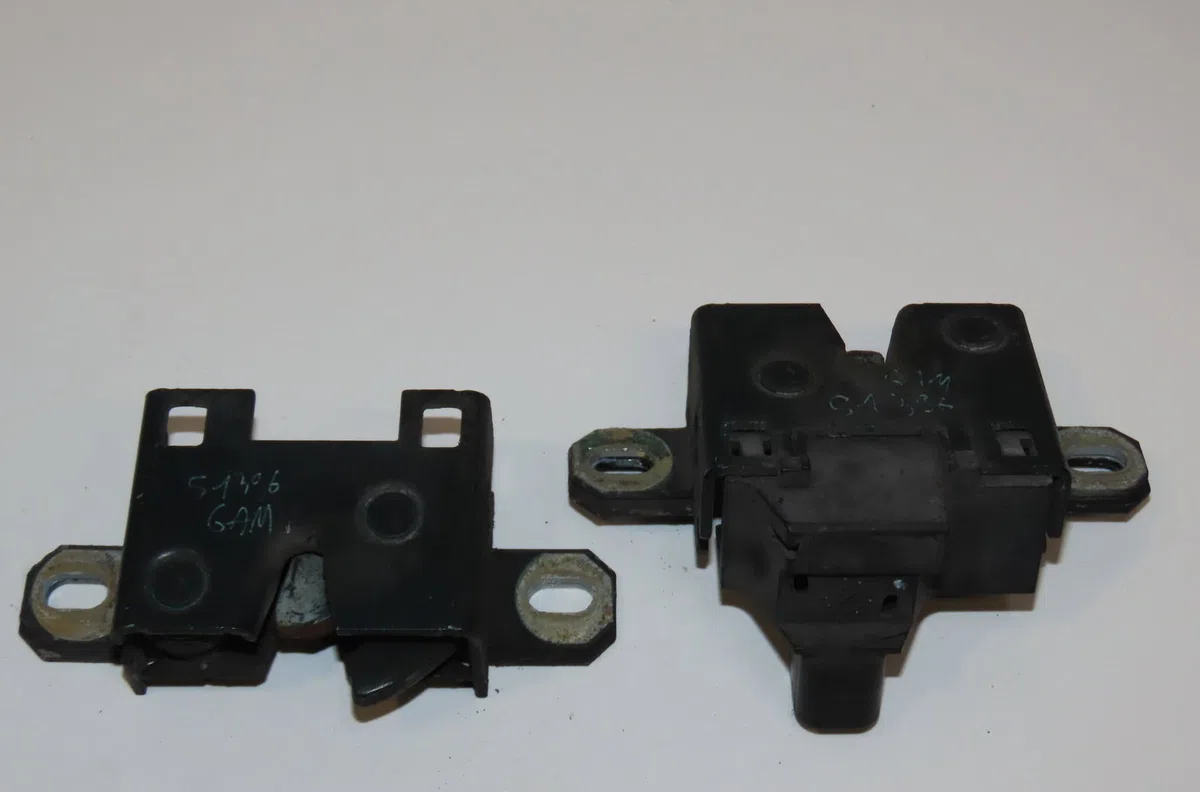 Serrure capot Jaguar XJ (X350, X358) 3.6 (2003-2009) occasion