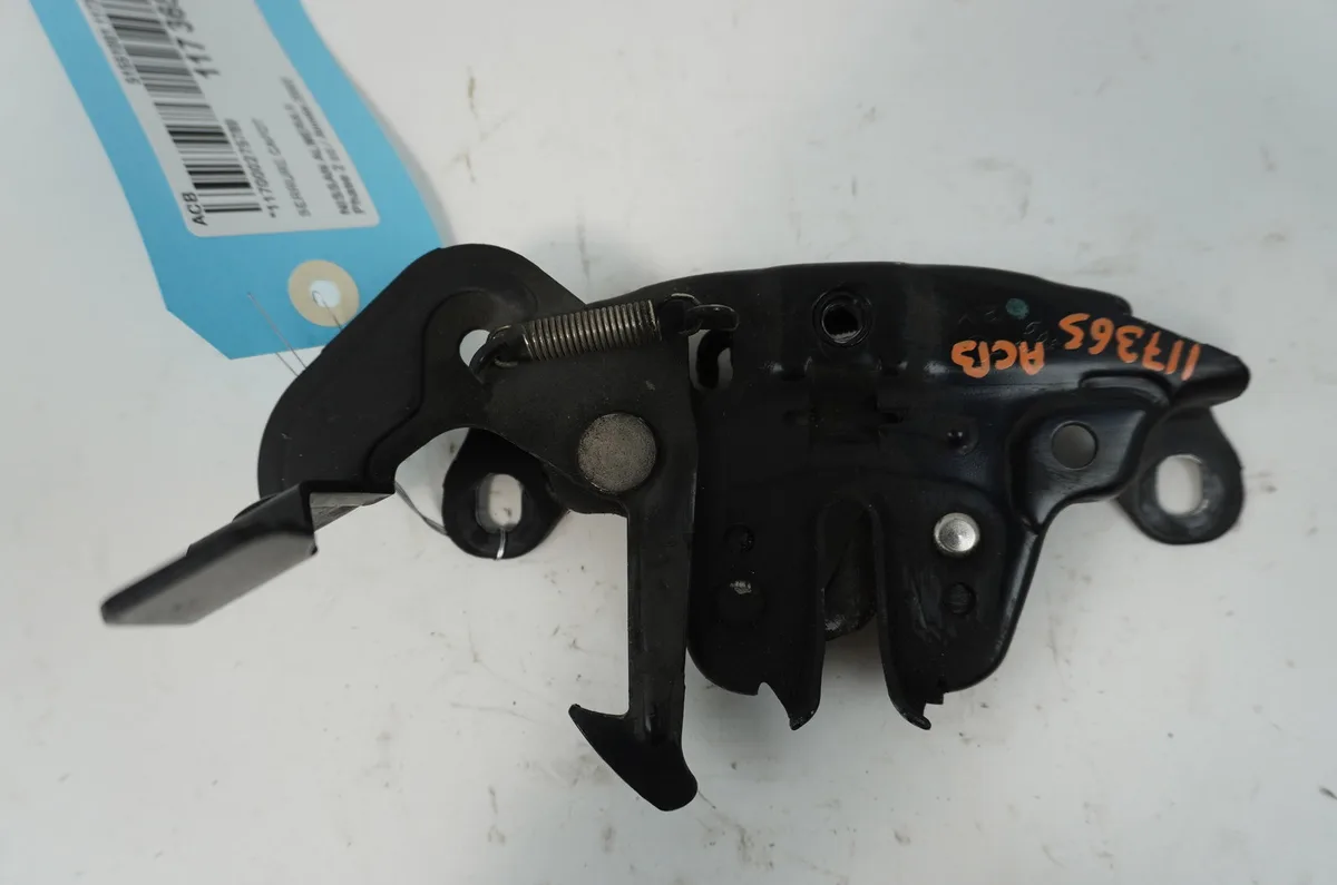 Serrure capot Nissan ALMERA II Hatchback (N16) 1.8 (2000-2002) occasion