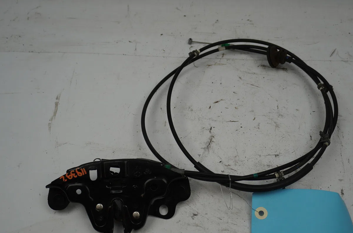 Serrure capot Nissan QASHQAI II SUV (J11, J11_) 1.5 dci (2013) 5 portes occasion