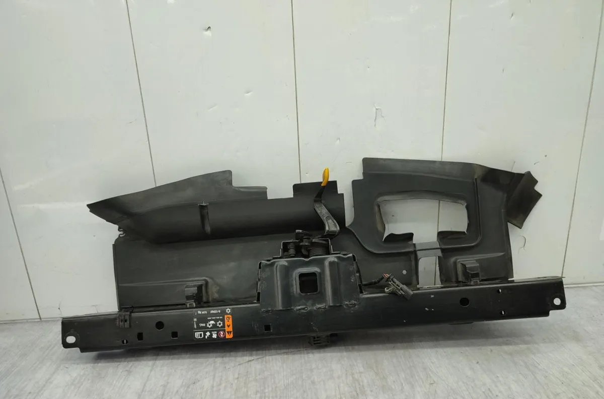 Serrure capot OPEL ZAFIRA TOURER C PHASE 2 occasion
