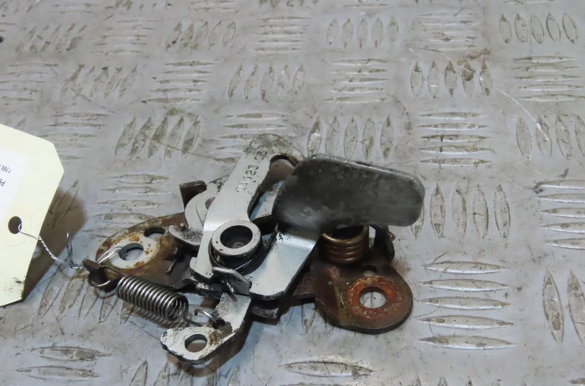 Serrure capot PEUGEOT 206 occasion