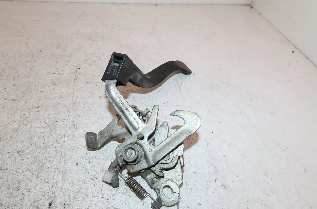 Serrure capot Peugeot 3008 Monospace (0U_) 1.6 hdi (2009-2016) 5 portes occasion