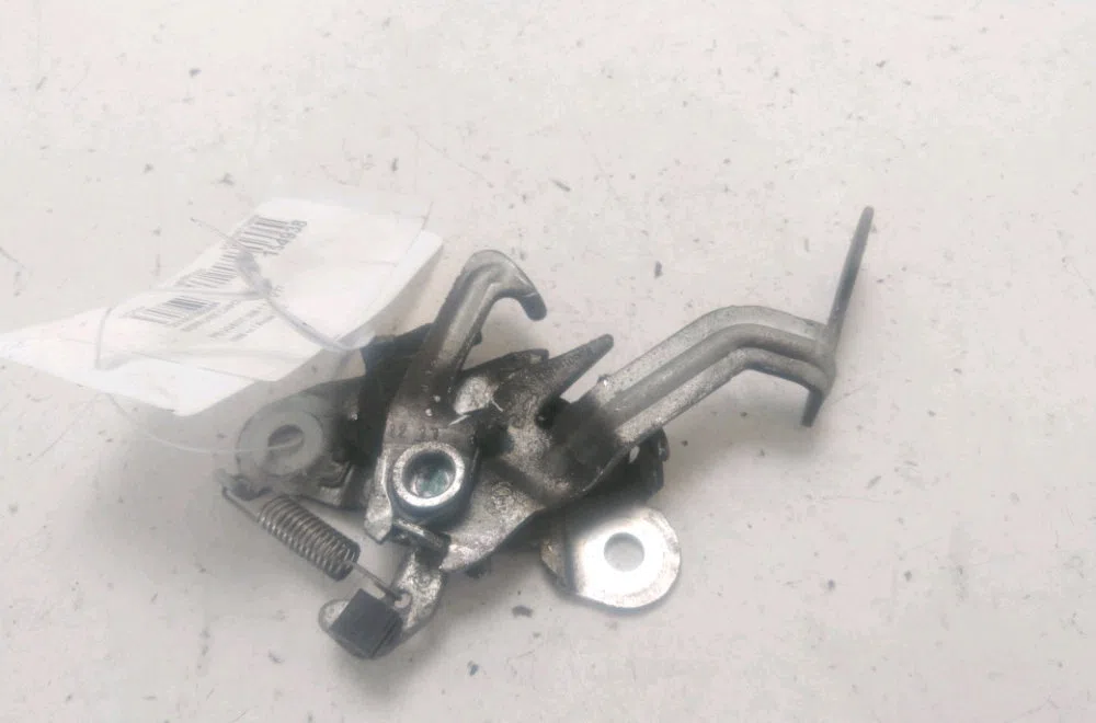Serrure capot Peugeot 308 I (4A_, 4C_) 1.6 16v (2007-2014) 5 portes occasion
