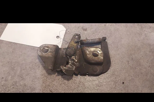Serrure capot Peugeot J5 Camion plate-forme-Châssis (290L) 2.5 d (1990-1994) occasion