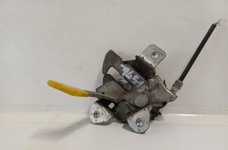 Serrure capot RENAULT B70 occasion