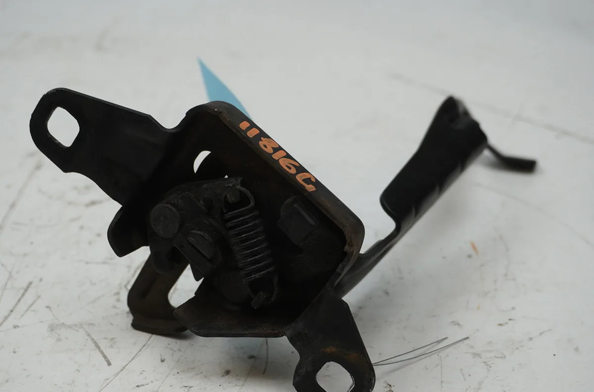 Serrure capot Renault LAGUNA III (BT0-1) 1.5 dci (bt00, bt0a, bt0t, bt1j) (2007-2015) 5 portes occasion