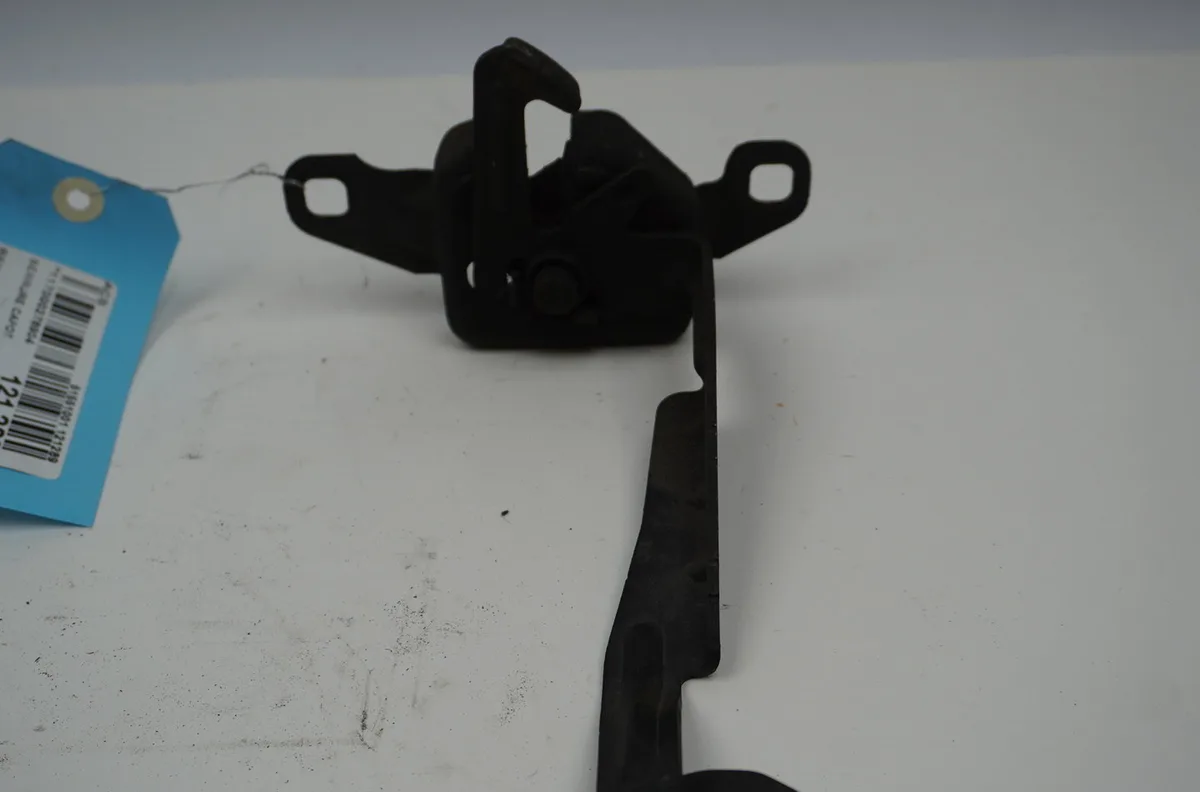 Serrure capot Renault LAGUNA III (BT0-1) 2.0 dci (bt01, bt08, bt09, bt0e, bt0k, bt12, bt1c, bt1d,... (2007-2015) 5 porte