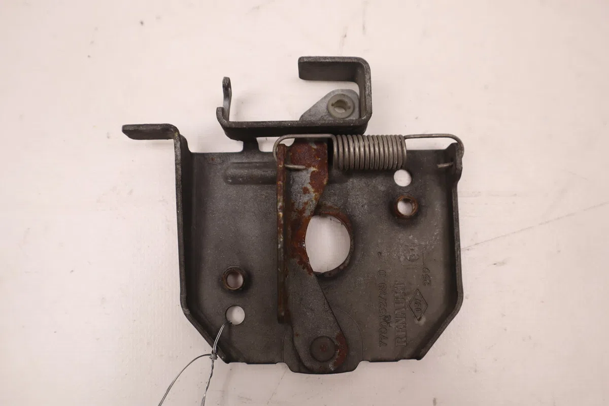 Serrure capot Renault MASTER II Camionnette (FD) 2.8 dti (1998-2001) occasion