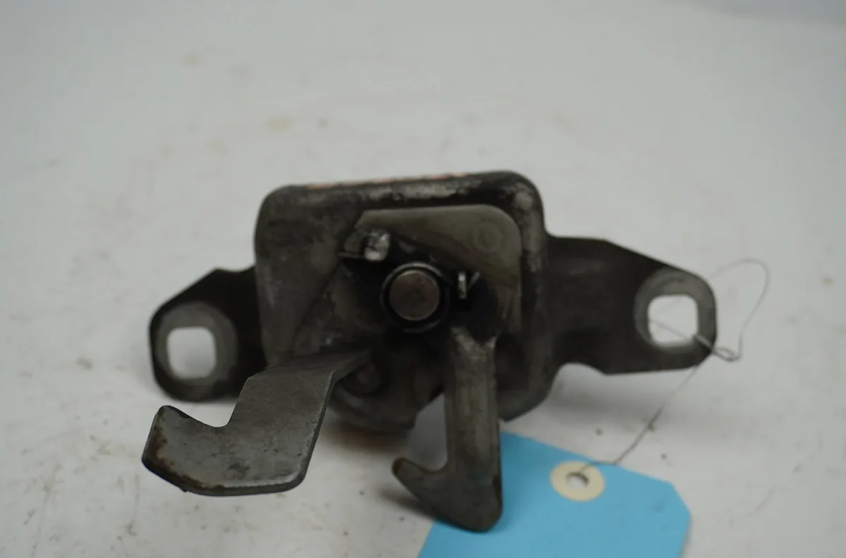 Serrure capot Renault MEGANE Scenic (JA0-1_) 1.9 d (ja0j) (1997-1999) occasion