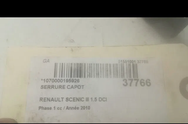 Serrure capot RENAULT SCENIC III 2010 occasion