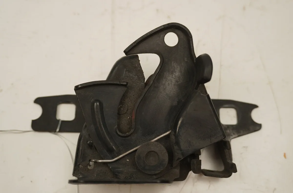 Serrure capot Volkswagen LUPO I (6X1, 6E1) 1.7 sdi (1998-2005) occasion