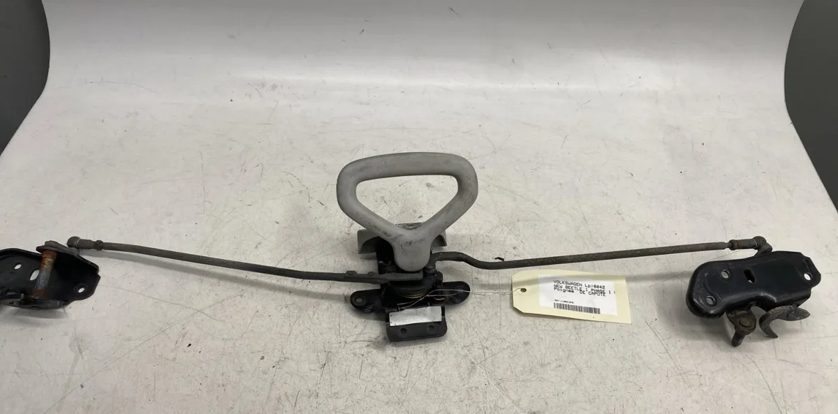 Serrure capot Volkswagen NEW BEETLE Décapotable (1Y7) 1.6 (2003-2010) occasion