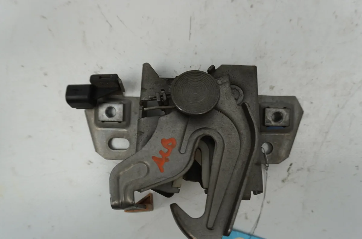 Serrure capot Volvo C30 (533) 2.0 d (2006-2012) occasion