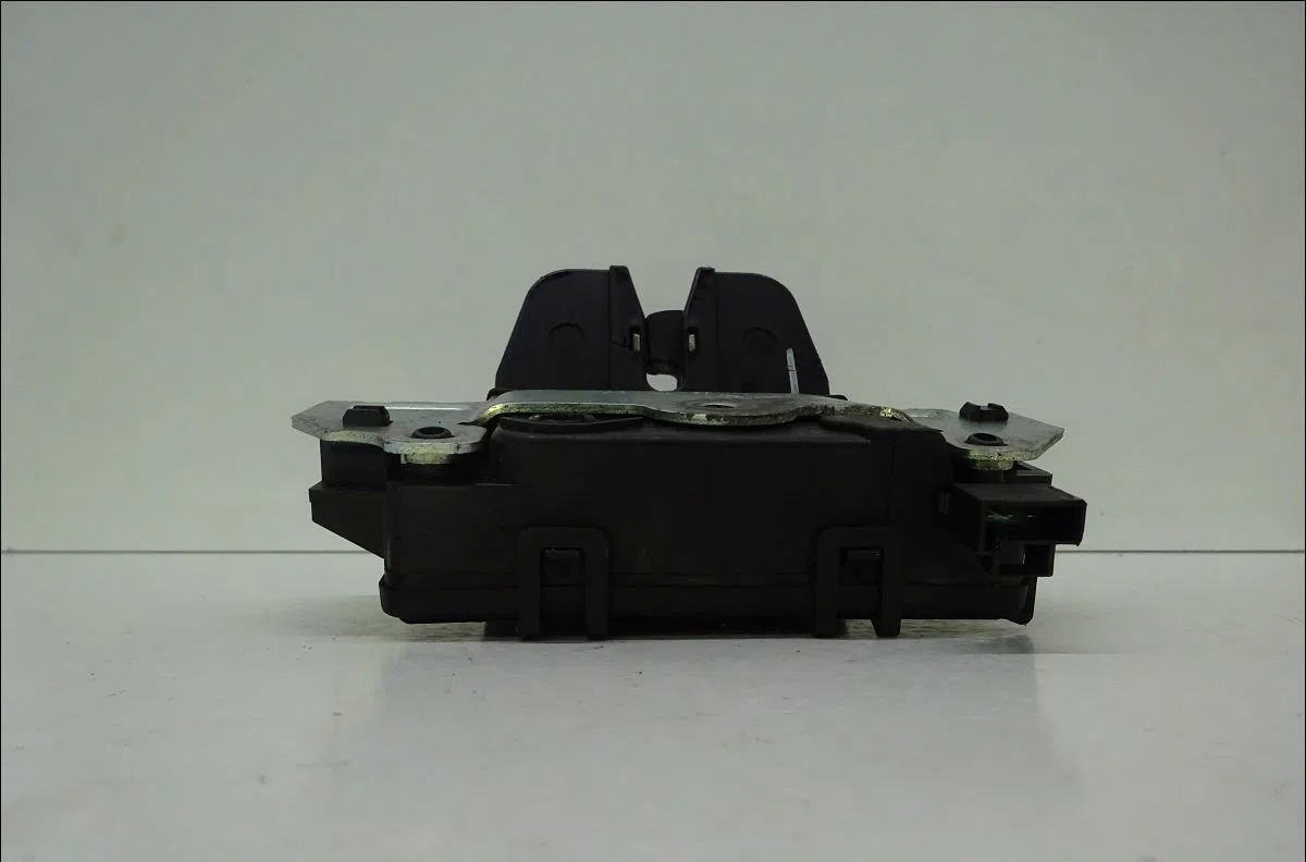 Serrure coffre arrière Opel ASTRA H (A04) 1.7 cdti (l48) (2004-2010) 5 portes occasion