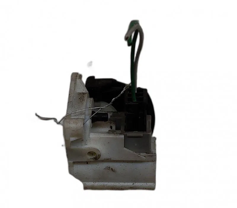 SERRURE COFFRE ARRIERE RENAULT CLIO I 8200078950