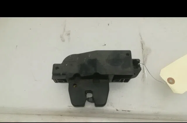 Serrure hayon Citroen C5 I (DC_) 2.0 hdi (dcrhzb, dcrhze) (2001-2004) 5 portes occasion