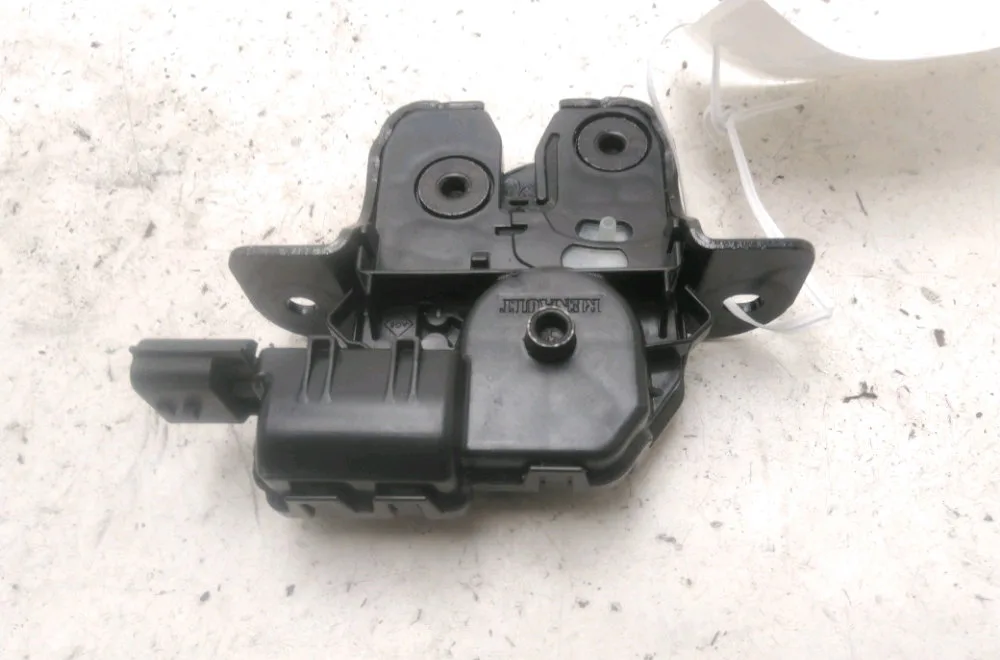 Serrure hayon Dacia DUSTER (HM_) 1.3 tce 130 4x4 (hmmf) (2019) occasion