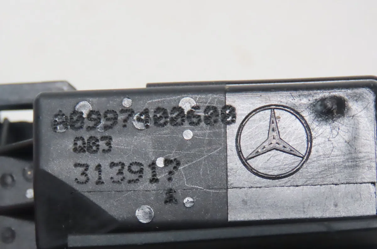 Serrure hayon Mercedes-benz CLA Shooting Brake (X117) Cla 180 d (117.912) (2015-2018) occasion