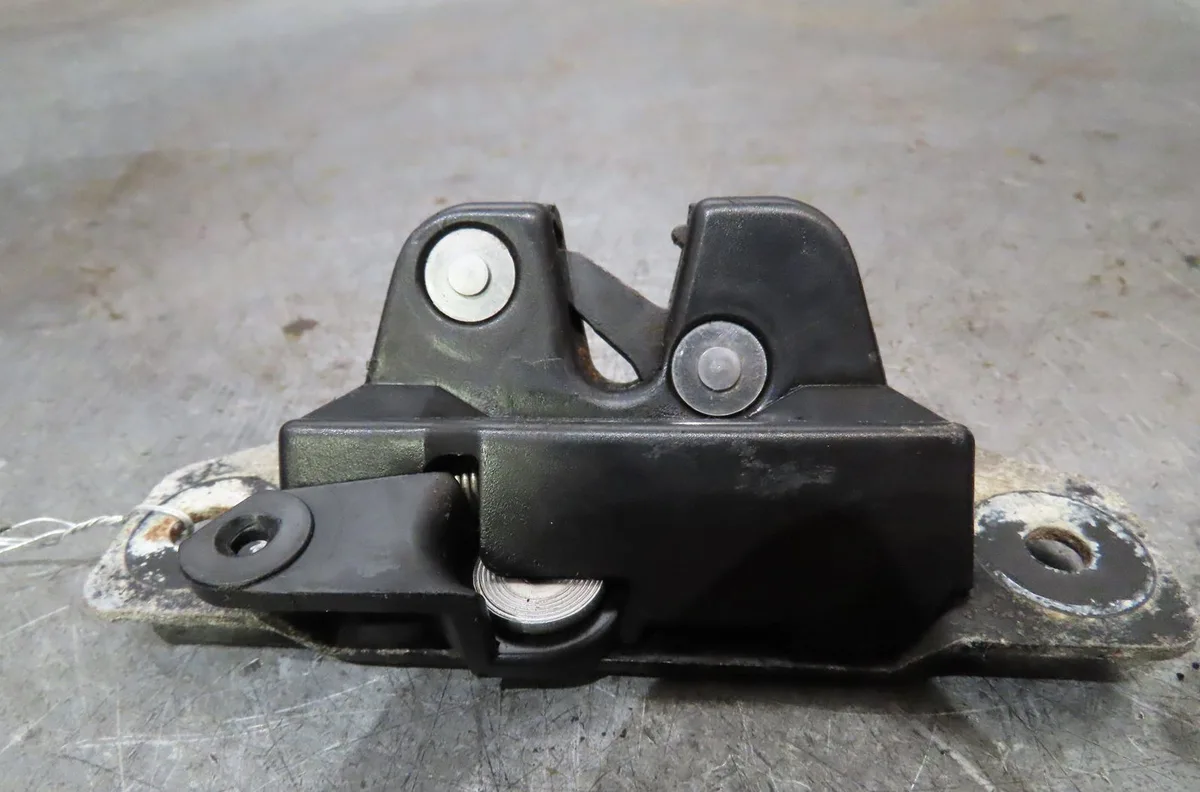 Serrure hayon Peugeot 306 Break (7E, N3, N5) 2.0 hdi 90 (1999-2002) occasion
