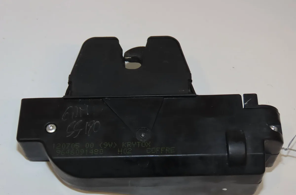 Serrure hayon Peugeot 307 CC (3B) 2.0 16v (2003-2005) 2 portes occasion