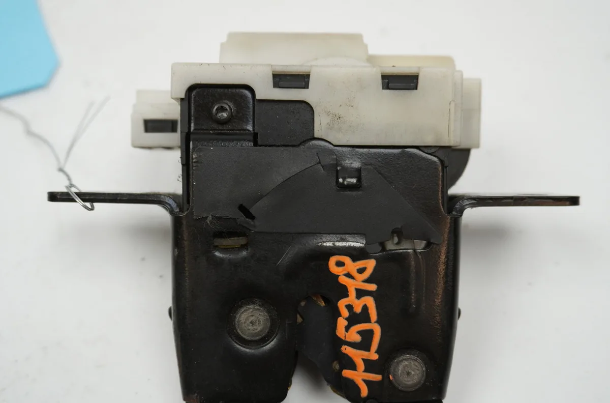 Serrure hayon Renault CLIO III (BR0-1, CR0-1) 1.5 dci (br17, cr17) (2005-2012) 5 portes occasion