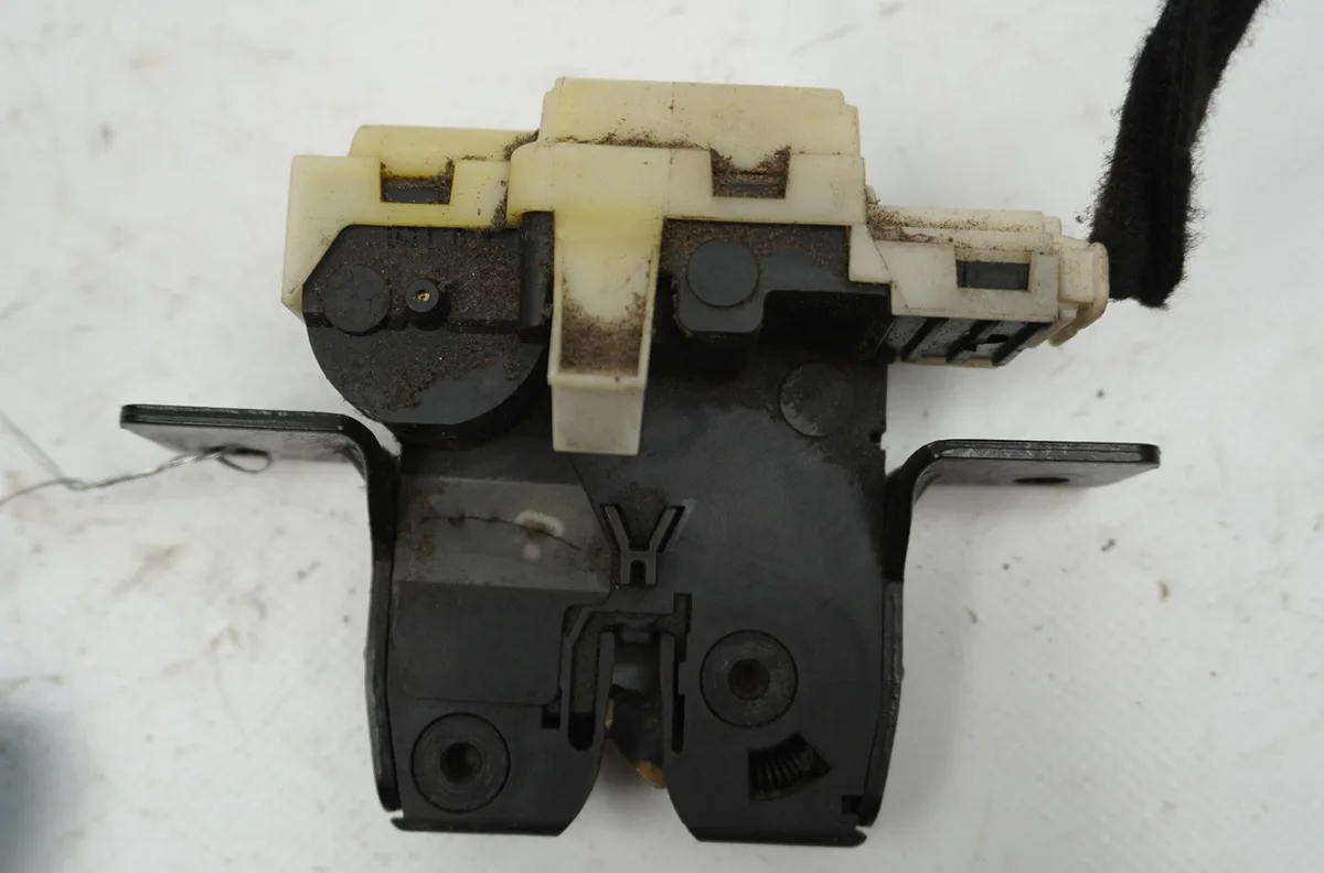 Serrure hayon Renault MEGANE II (BM0-1_, CM0-1_) 1.5 dci (bm1e, cm1e) (2005-2008) occasion