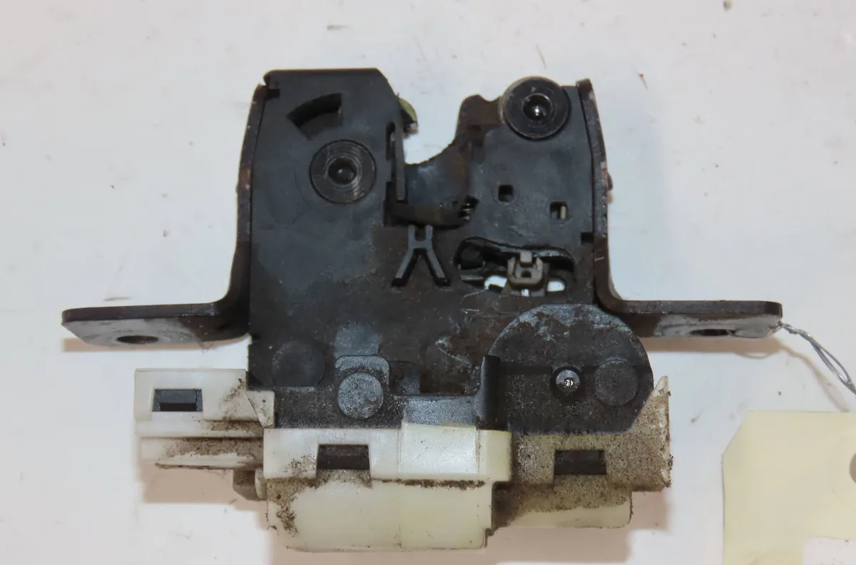 Serrure hayon Renault MEGANE II Break (KM0-1_) 1.5 dci (km16, km1e) (2005-2008) occasion