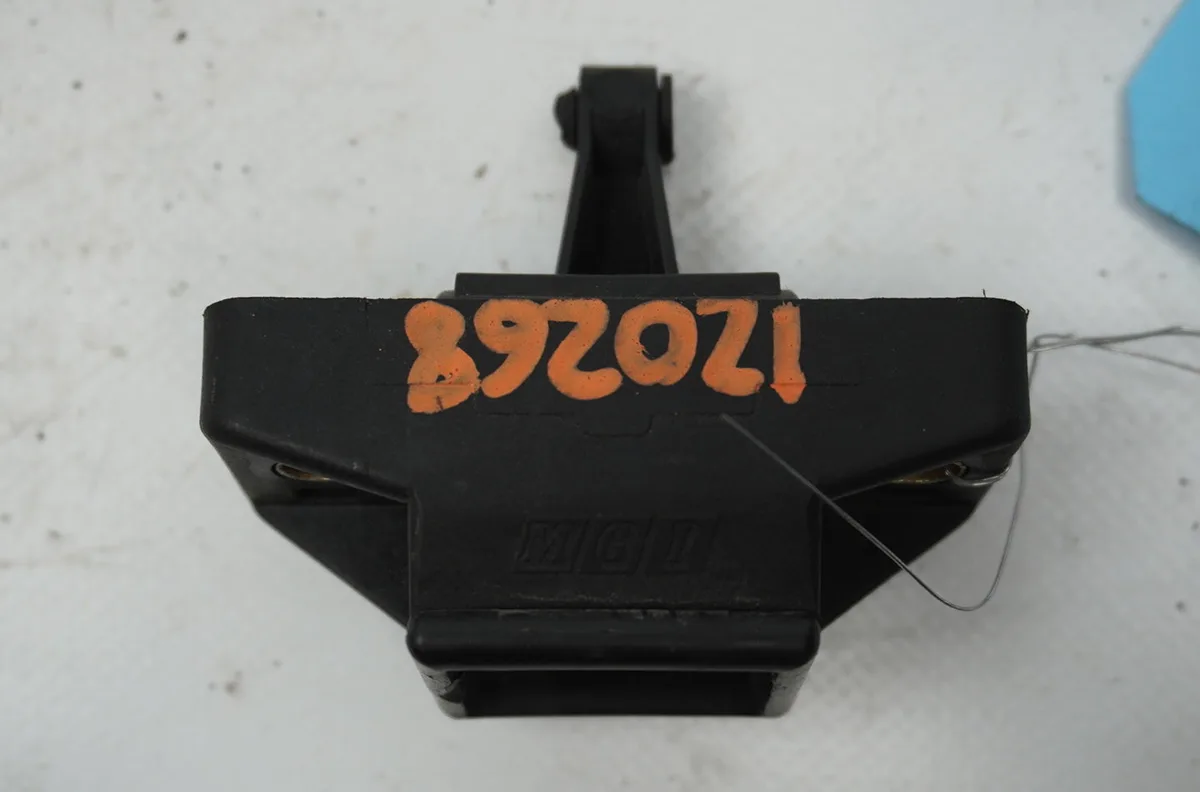 Serrure hayon Renault MEGANE Scenic (JA0-1_) 1.9 d (ja0j) (1997-1999) occasion