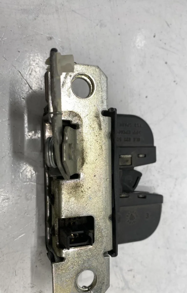 Serrure hayon Seat IBIZA III (6L1) 1.4 tdi (2002-2005) 3 portes occasion