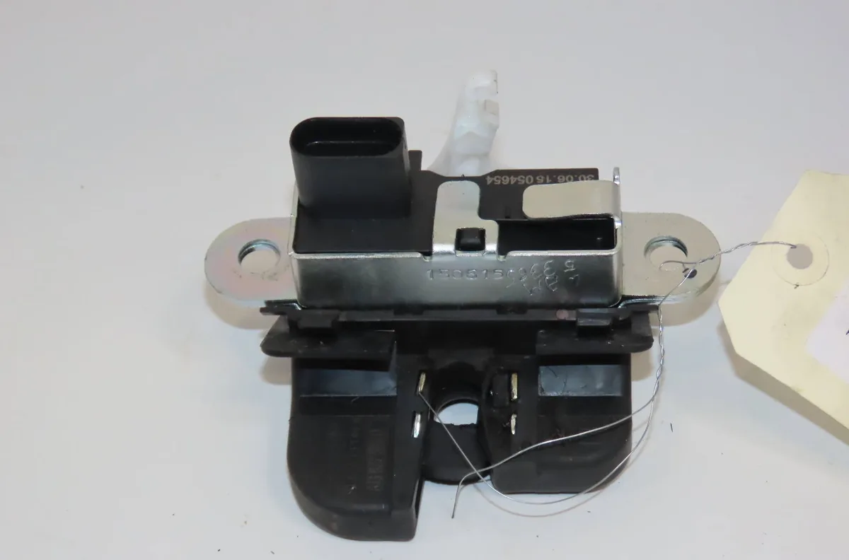 Serrure hayon Seat IBIZA IV (6J5, 6P1) 1.2 tsi (2010-2012) occasion