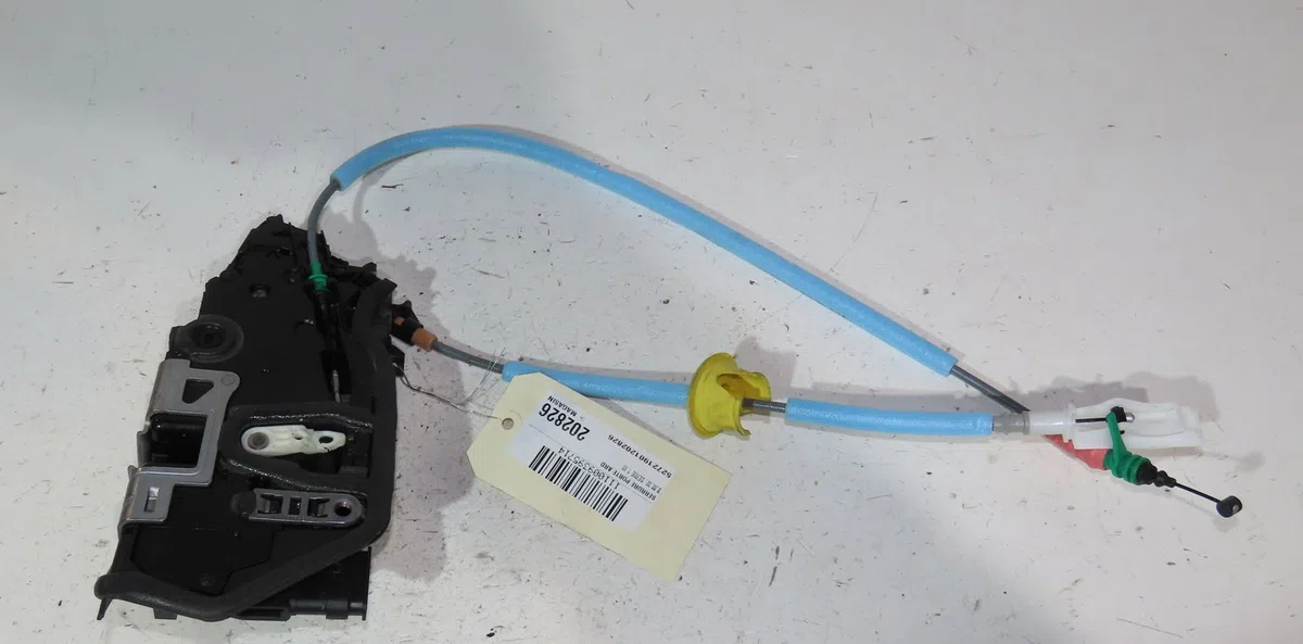 Serrure porte ard Bmw 1 (F40) 118 i (2019) 5 portes occasion