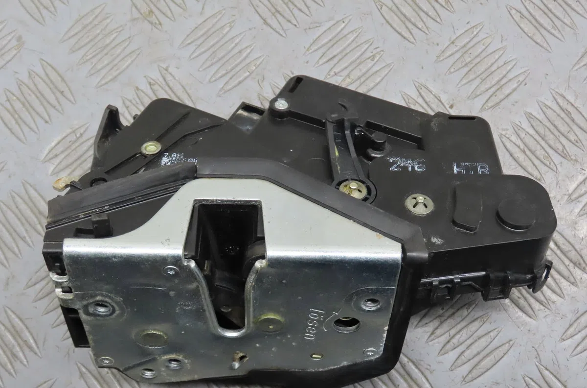 Serrure porte ard Bmw 3 (E46) 330 xd (2000-2003) occasion