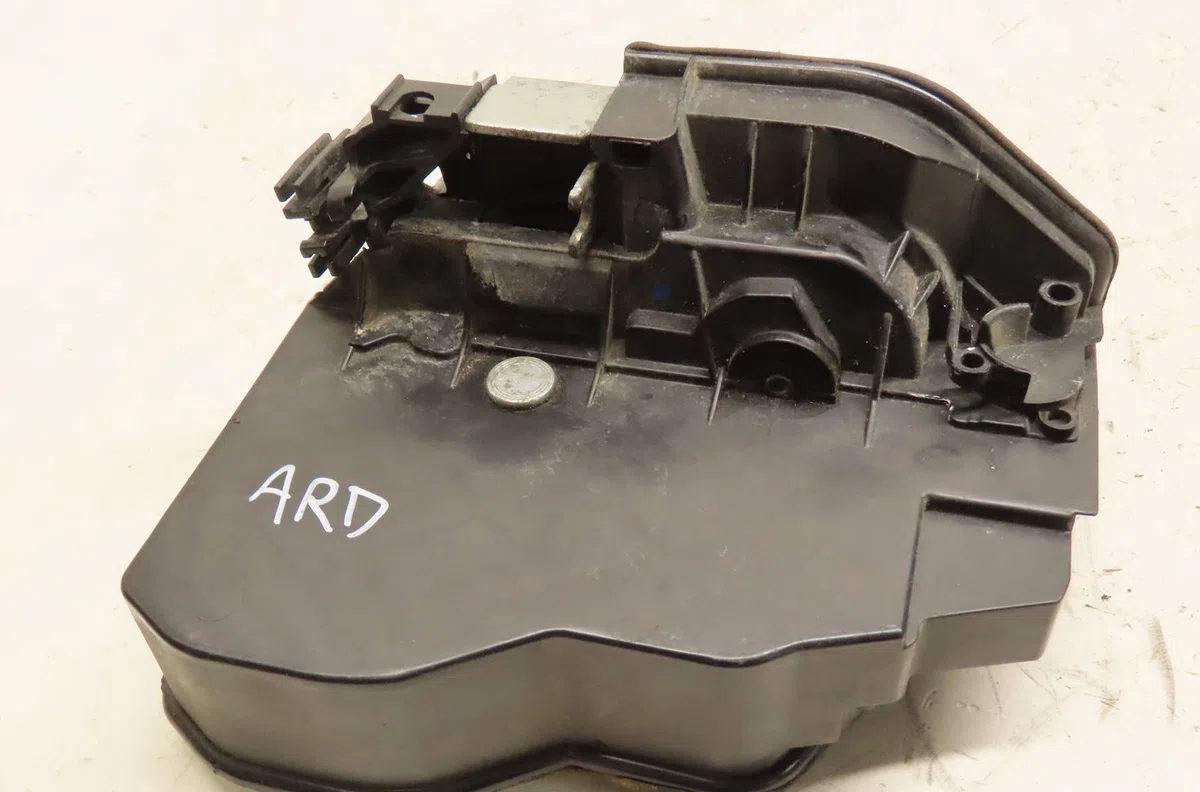 Serrure porte ard Bmw 5 (E60) 530 i xdrive (2008-2009) occasion