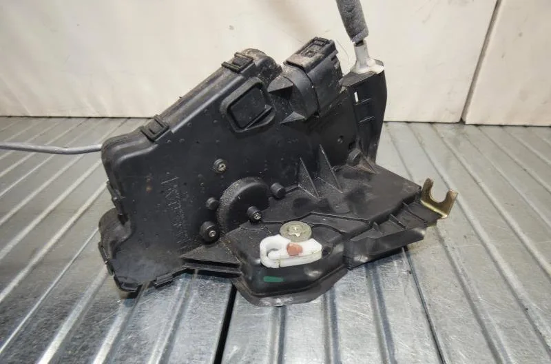 Serrure porte ard BMW SERIE 3 E46 TOURING PHASE 2 BREAK occasion