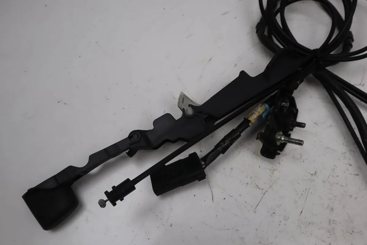 Serrure porte ard Chrysler VOYAGER IV (RG, RS) 2.5 crd (2000-2008) occasion