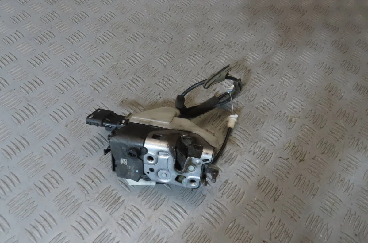 Serrure porte ard CITROEN C3 2010 occasion