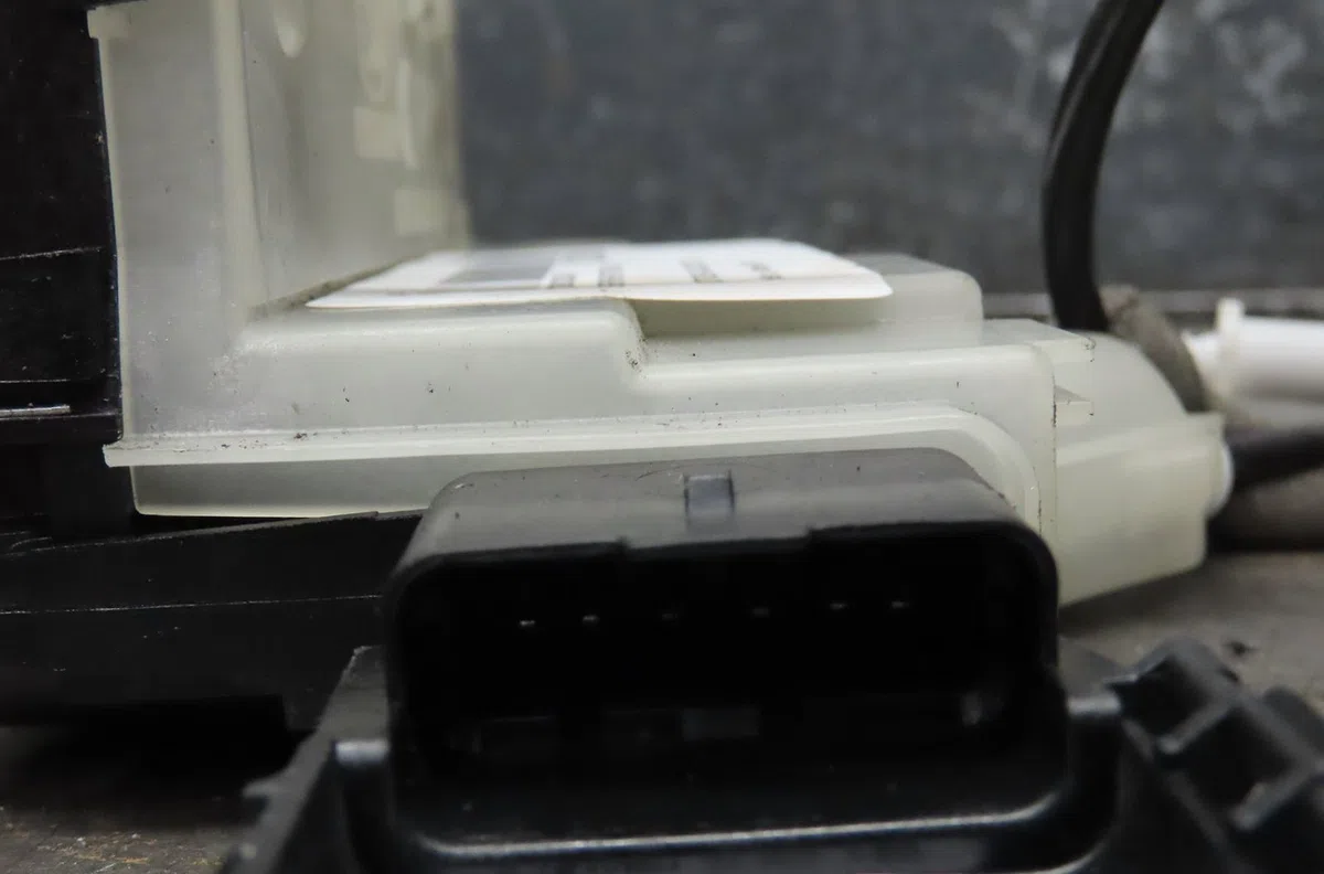 Serrure porte ard Citroën C4 CACTUS 1.5 bluehdi 100 (2018) occasion