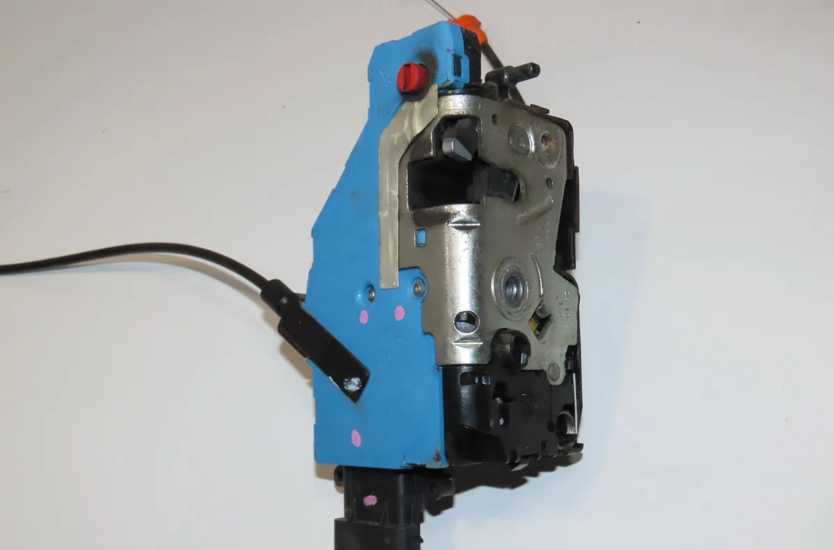 Serrure porte ard Citroen C4 PICASSO I Monospace (UD_) 1.6 hdi (2007-2013) 5 portes occasion