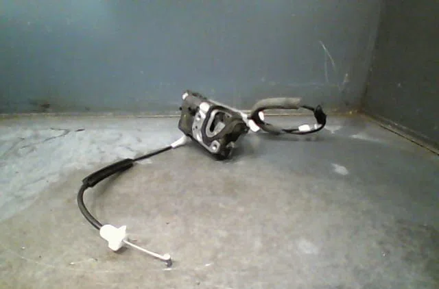 Serrure porte ard Citroën C5 III (RD_) 2.0 16v (2008) occasion