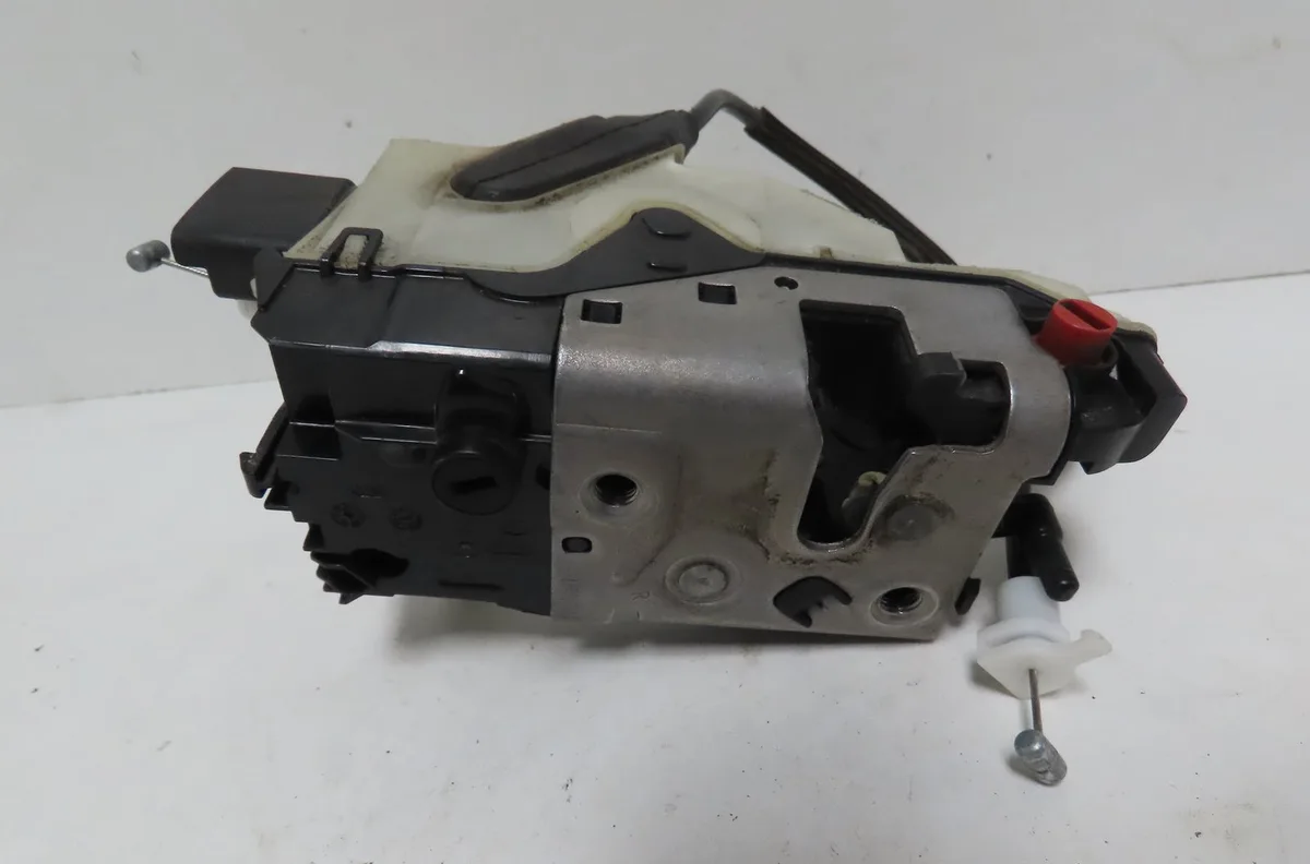 Serrure porte ard Citroen DS4 (NX_) 2.0 hdi 165 (2011-2015) occasion