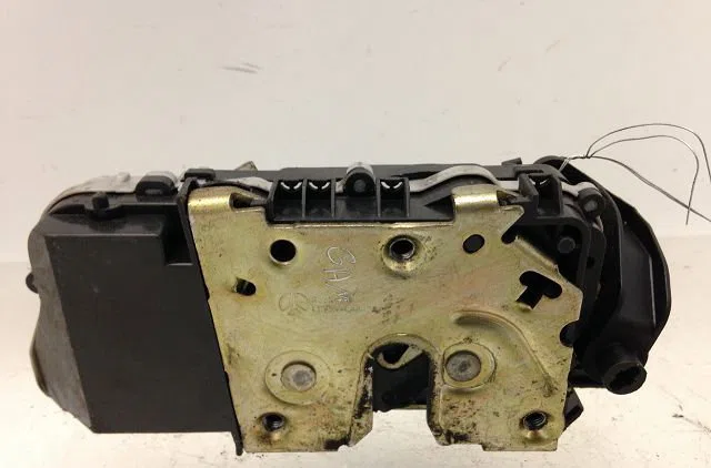 Serrure porte ard Citroen XSARA Break (N2) 2.0 hdi 90 (1999-2005) occasion