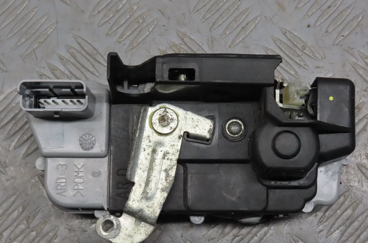 Serrure porte ard Citroen XSARA PICASSO (N68) 1.6 16v (2005-2011) occasion