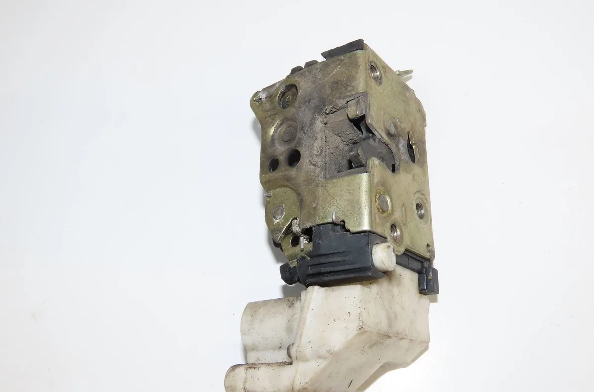 Serrure porte ard Fiat PUNTO (176_) 55 1.1 (1993-1999) occasion