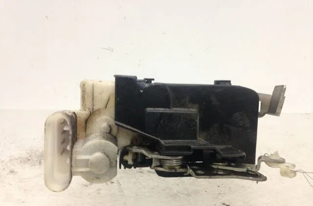 Serrure porte ard Fiat PUNTO (188_) 1.2 60 (188.030, .050, .130, .150, .230, .250) (1999-2010) occasion