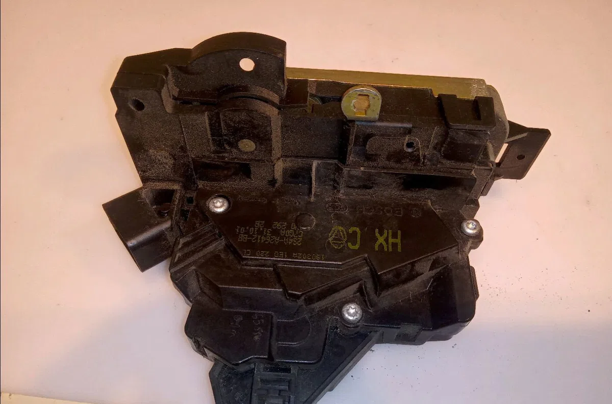 Serrure porte ard Ford FOCUS I (DAW, DBW) 1.8 turbo di - tddi (1998-2004) occasion